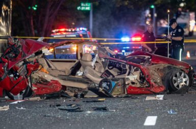 BMW crashes into a Hyva truck in a tragic road accident, leaving two people dead. 🚗💥🚛🕯️⚠️
