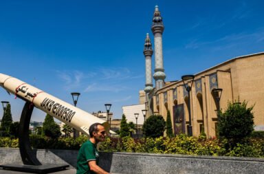 Iran says no agreement has been finalized with the United States; Tehran insists there will be no compromise on its “red lines.” ⚠️🤝🚫🌍