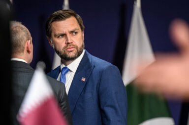Talks between United States and Iran in Switzerland failed to reach a consensus on restoring peace and stability in the Middle East.