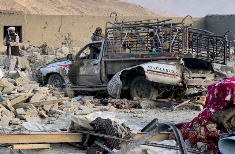 Pakistan carried out an airstrike near the Afghanistan border, with reports indicating that 35 people were killed in the attack.