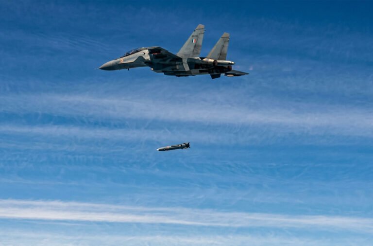 Major boost for India's defence sector as the Rudram-II missile successfully completes its test trial. 🚀🇮🇳🛡️✨