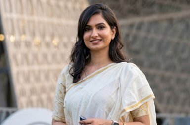 Following the attack on Sarpanch Chameli, MLA Sofia Firdous visited her at the hospital, while allegations have been raised against accused Parthasarathi Samantaray. 🚑🏥⚖️🚨
