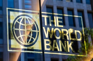 World Bank report highlights that India is poised to become the fastest-growing major economy and emerge as the growth engine of South Asia. 📈🇮🇳🌏💹✨