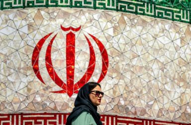 Hardliners in Iran strongly oppose the proposed peace agreement, intensifying political tensions within the country. ⚠️🕊️🚫🌍