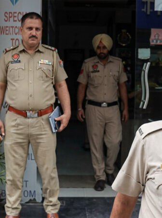 Police ASI caught in a vigilance trap over alleged corruption charges. 🚔⚖️💰🚨