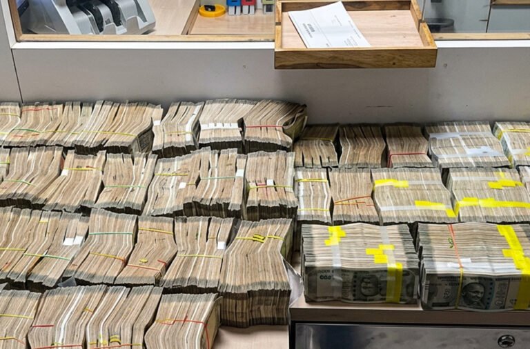 Allegations of a major scam have surfaced in the ‘Viksita Gaon, Viksita Odisha’ scheme, prompting a large-scale vigilance probe. Authorities have launched simultaneous raids at 50 locations as part of an extensive investigation into alleged irregularities and misuse of funds.