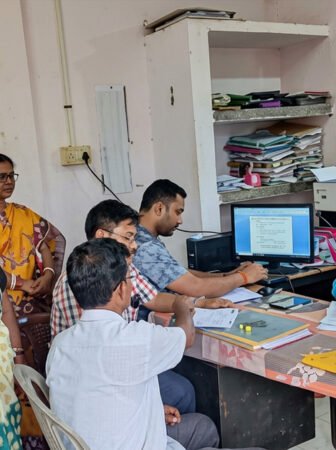 Camp courts will be opened in villages to improve access to justice and revenue services; over 2.5 crore people have received revenue-related services in the last two years. ⚖️🏡📄✨🇮🇳