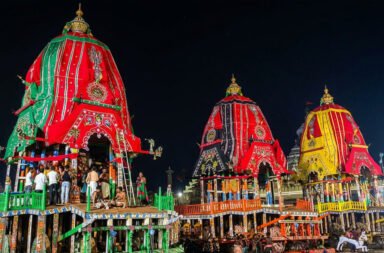 **The three chariots and their special features.**