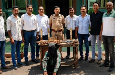 **Accused arrested in shop theft case; ₹6.5 lakh recovered.**