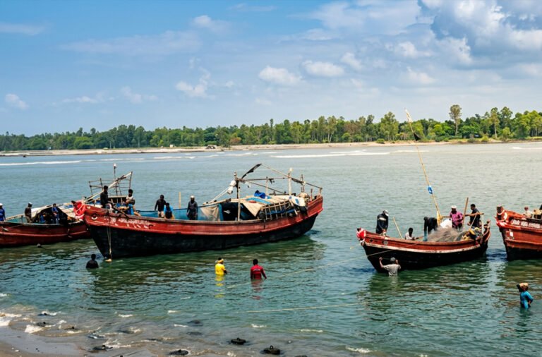 Dance of death in the middle of the sea: Bodies of 9 fishermen recovered; 3 brothers from Balasore still missing. Chief Minister expresses grief.