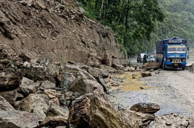 A landslide has blocked the road, disrupting connectivity between Manyamkonda and Sitapali and affecting the movement of vehicles in the area.