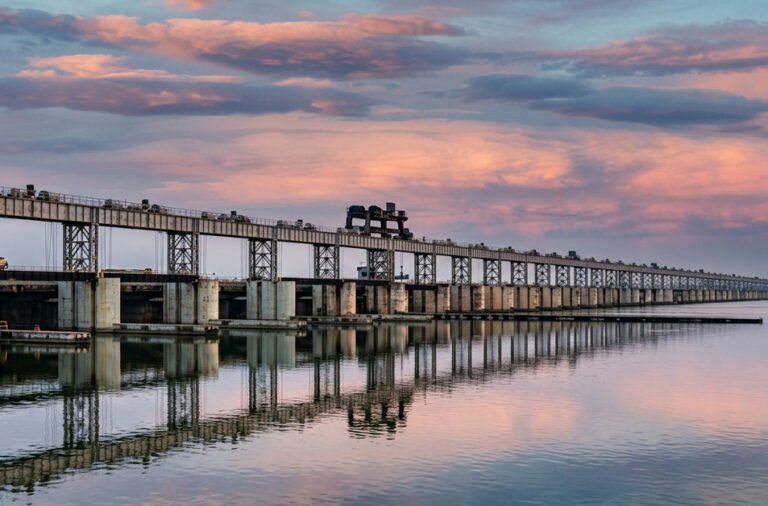 **Mahanadi water dispute to be resolved; both states agree to an amicable settlement.**