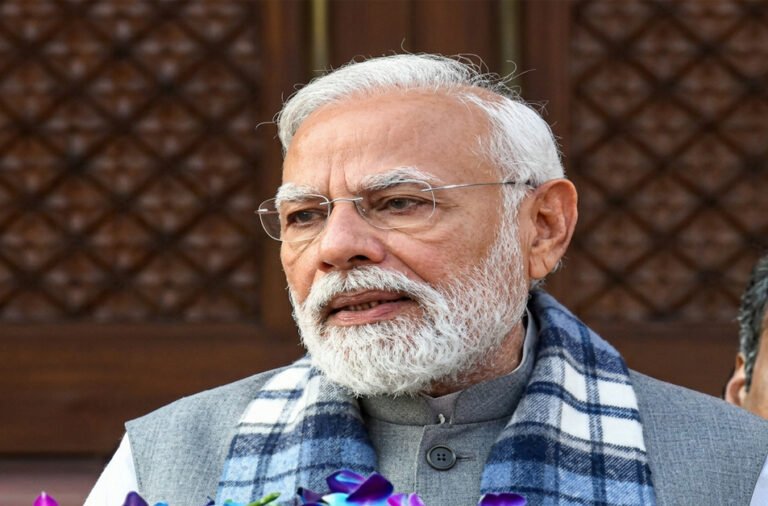 Number of startups in India crosses 2.5 lakh: Modi. Make the headline more naturalRewrite it in standard English