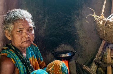 Moti awaits government assistance; demands land title and pension benefits.